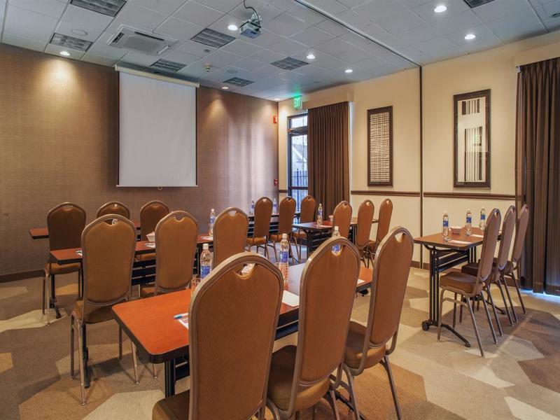 Hyatt Place Cincinnati Blue Ash Exterior foto